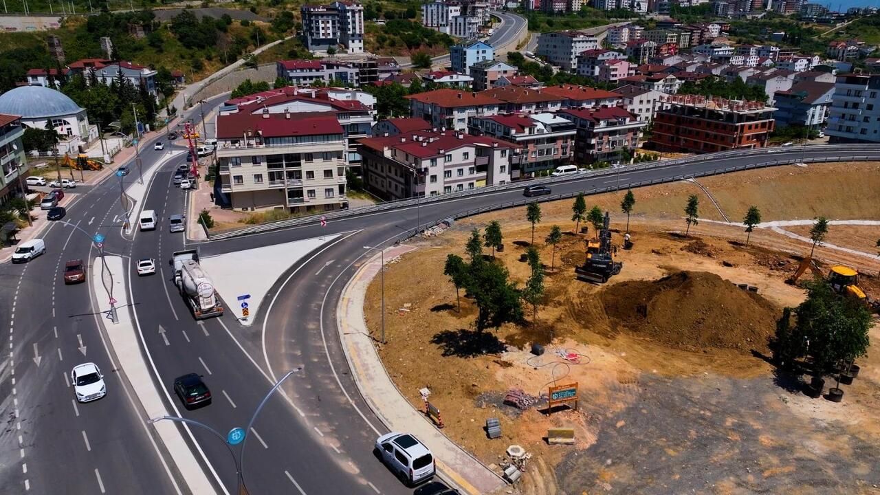 Gebze’deki Dev Kavşak Tamamlandı: Başkan Büyükakın TOGG ile Test Etti