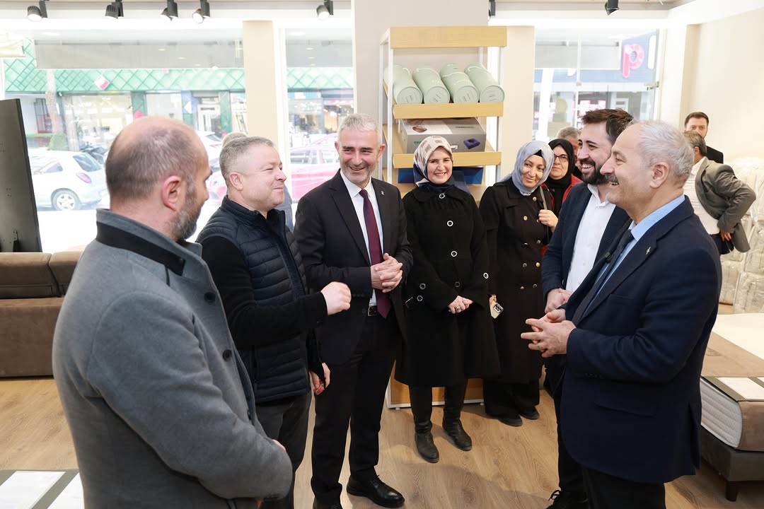 Gebze AK Liderleri Esnaf Ziyaretlerini Sürdürdü: Nabız Tutuldu