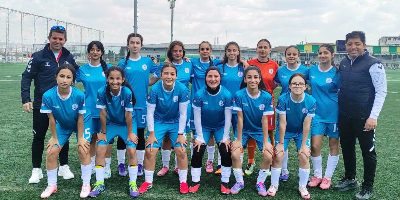 Körfez'in Genç Kızları Durdurulamıyor: Darıca'da 4-0'lık Farklı Galibiyet