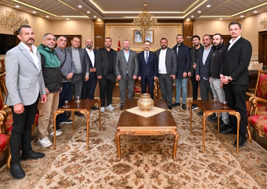 Vali İlhami Aktaş Roman Toplumunun Temsilcileriyle Bir Araya Geldi